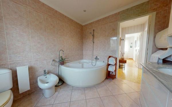 Maison à vendre    5 pièces • 120 m2 Toulouse