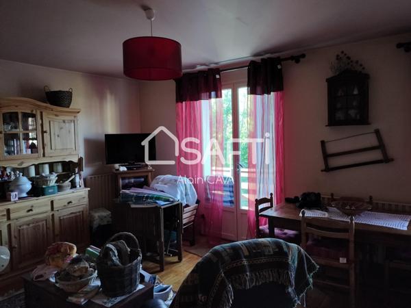 Appartement T2 de 43m² en rez de chaussée avec balcon, cave et petit jardin commun