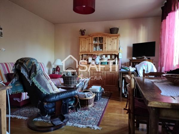 Appartement T2 de 43m² en rez de chaussée avec balcon, cave et petit jardin commun