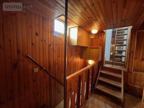 Appartement à rénover à vendre à Chambéry en Savoie (73000), ref : 73001-93   
Centre ville