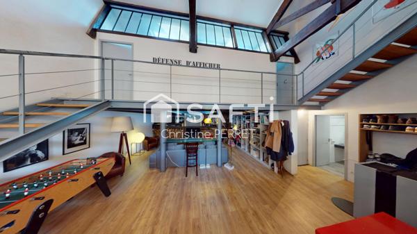 Magnifique loft  154 m2 type loft en plein cœur de Bordeaux avec grand garage