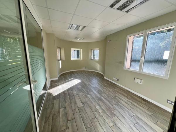 Belle bastide aux grands volumes pour investisseurs cherchant grande rentabilité locative