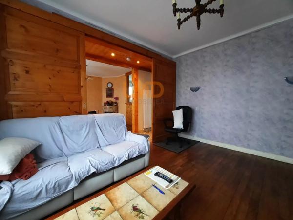 Maison de village à Mondoubleau, 95 m², 2 chambres