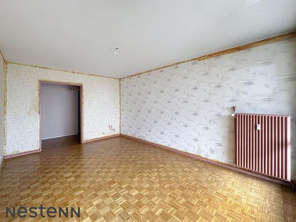 Appartement de Type 3 - 2 chambres - dernier étage avec balcon