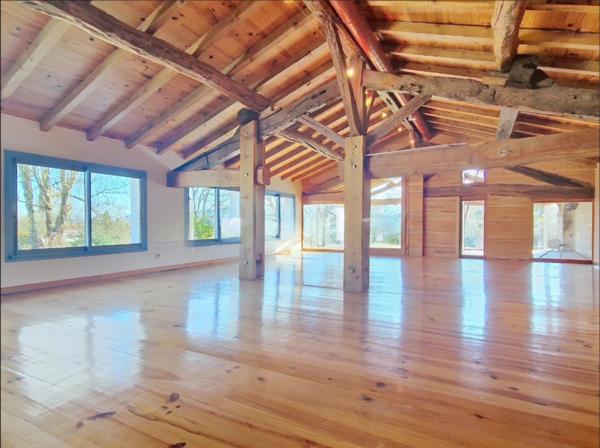 Maison de campagne tout confort avec atoûts de la ville