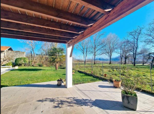 Maison de campagne tout confort avec atoûts de la ville