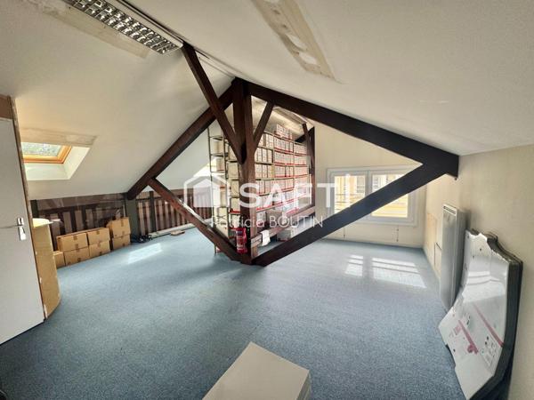 LOCAL PROFESSIONNEL – PLACE DE LA BRÈCHE, NIORT