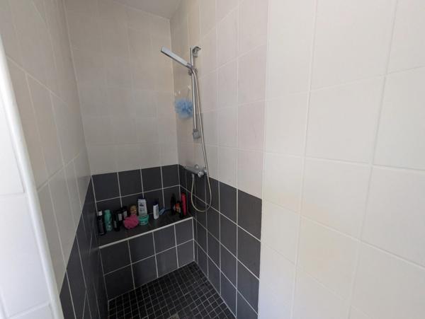 MELRAND GRANDE MAISON DE 180m² ENVIRON DE 8 PIÈCES PARCELLE DE 6320M² ENVIRON PISCINE ET GRAND GARAGE