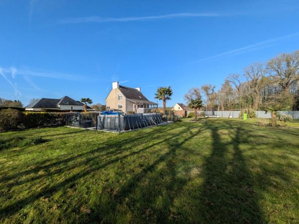 MELRAND GRANDE MAISON DE 180m² ENVIRON DE 8 PIÈCES PARCELLE DE 6320M² ENVIRON PISCINE ET GRAND GARAGE