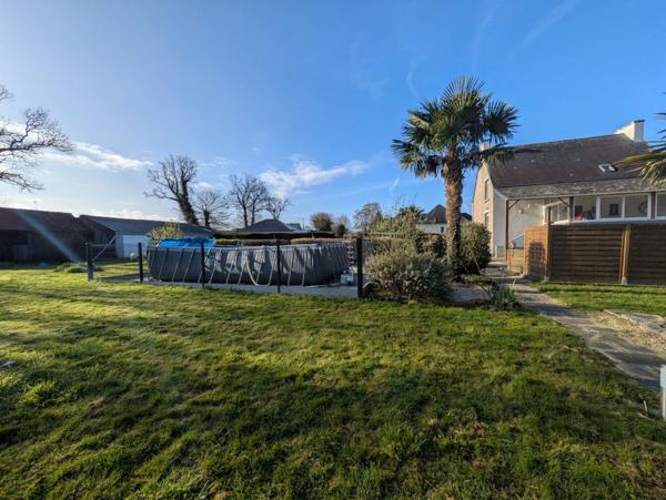 MELRAND GRANDE MAISON DE 180m² ENVIRON DE 8 PIÈCES PARCELLE DE 6320M² ENVIRON PISCINE ET GRAND GARAGE