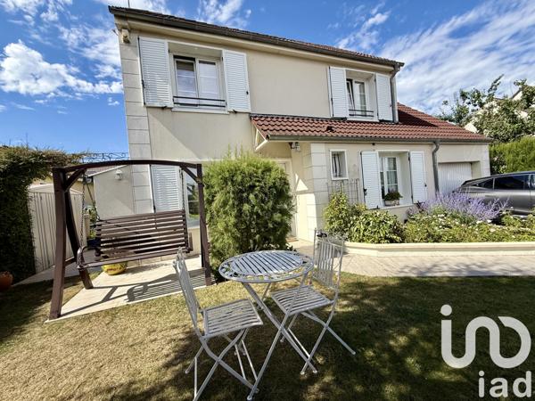 Maison à vendre 6 pièces 117 m² Saint-Leu-la-Forêt