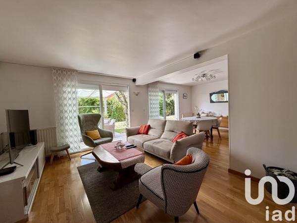 Maison à vendre 6 pièces 117 m² Saint-Leu-la-Forêt