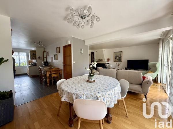 Maison à vendre 6 pièces 117 m² Saint-Leu-la-Forêt