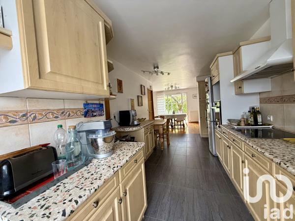 Maison à vendre 6 pièces 117 m² Saint-Leu-la-Forêt
