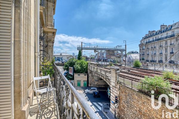 Appartement à vendre 3 pièces 82 m² Asnières-sur-Seine