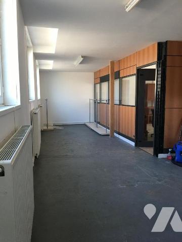 Pavillon individuel de 205m2 habitable et une surface au sol de 168.65m2

Pavillon sur sous s...