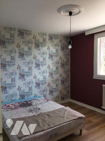 Pavillon individuel de 205m2 habitable et une surface au sol de 168.65m2

Pavillon sur sous s...