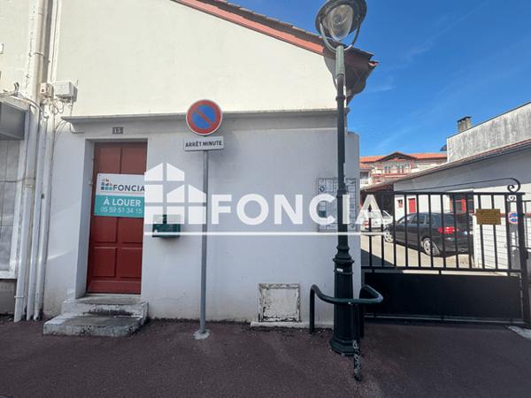Location Local commercial 1 pièce 24 m² - RDC Saint Jean De Luz 64500