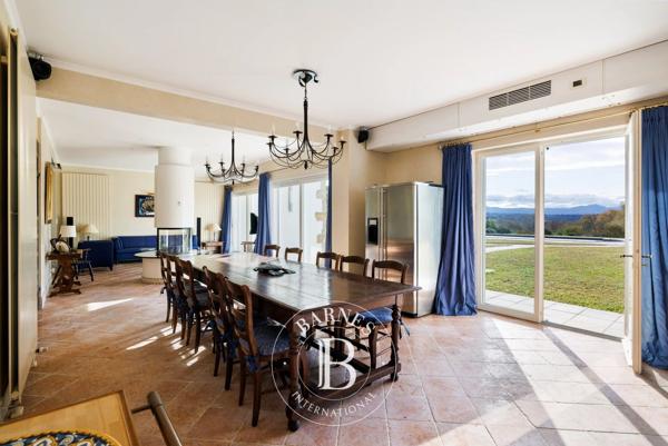 Arcangues, Maison 6 Chambres -  312 m² à vendre