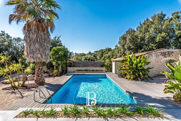 Biot, Villa 6 Chambres -  376 m² à vendre