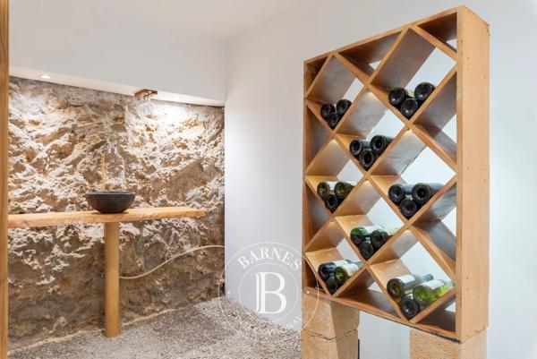 Biot, Villa 6 Chambres -  376 m² à vendre