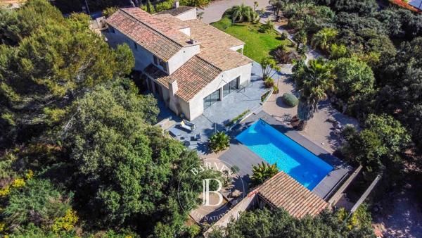Biot, Villa 6 Chambres -  376 m² à vendre
