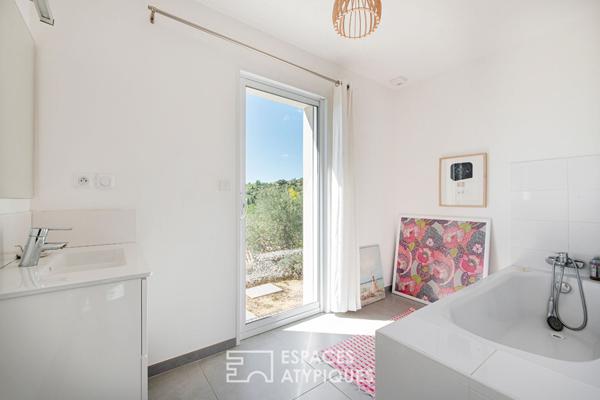 Maison contemporaine avec studio et vue exceptionnelle