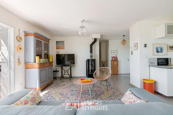 Maison contemporaine avec studio et vue exceptionnelle