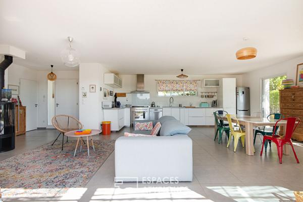 Maison contemporaine avec studio et vue exceptionnelle