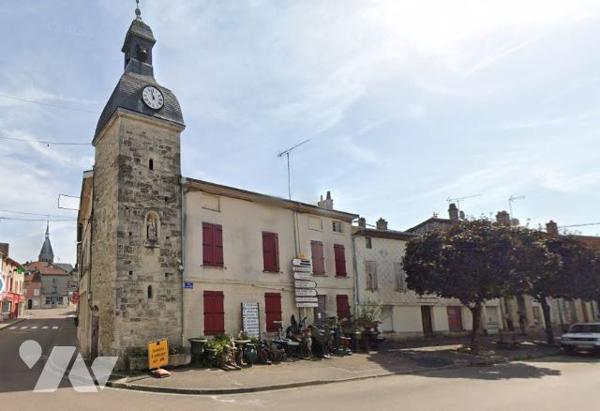 L'office notarial vous propose à la vente un IMMEUBLE avec fonds de PRESSING et APPARTEMENT.