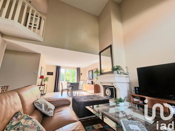 Maison à vendre 6 pièces 191 m² Mennecy