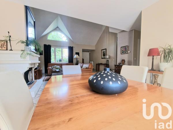 Maison à vendre 6 pièces 191 m² Mennecy