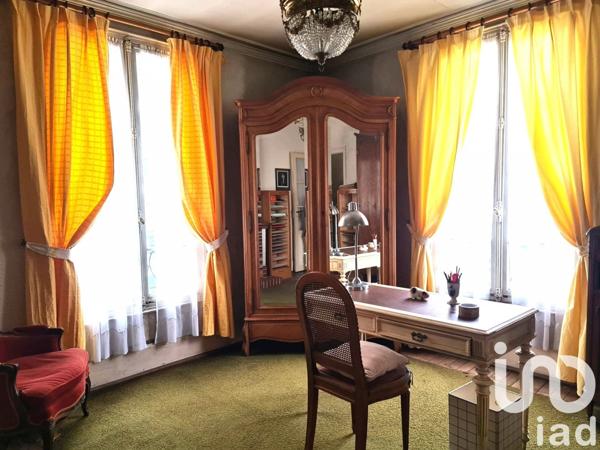 Maison traditionnelle 6 pièces de 129 m² à Villemomble (93250)