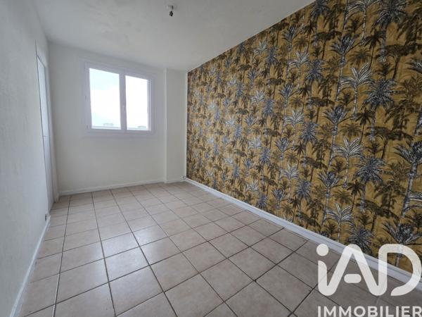 Appartement à vendre 5 pièces 77 m² Saint-Jean-de-la-Ruelle