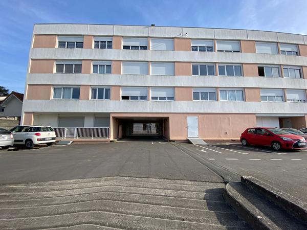 33000 BORDEAUX Saint Augustin - Appartement 2 pièces de 47.50 m2 avec parking et cave à vendre