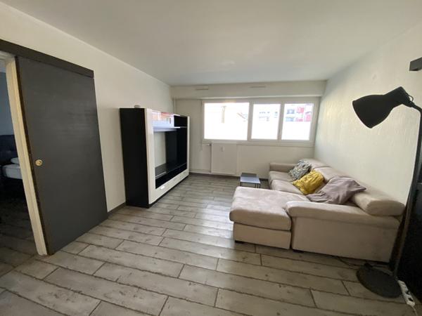 33000 BORDEAUX Saint Augustin - Appartement 2 pièces de 47.50 m2 avec parking et cave à vendre