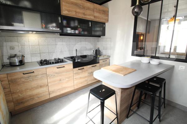 Maison de charme avec piscine et dépendance – Mortcerf