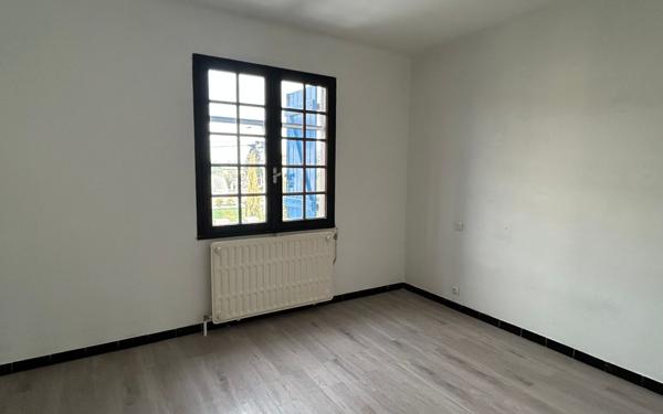 Maison à louer    7 pièces • 146,46 m2 Manduel