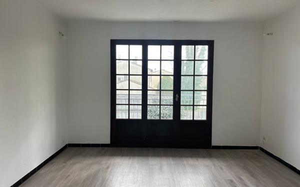 Maison à louer    7 pièces • 146,46 m2 Manduel