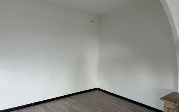 Maison à louer    7 pièces • 146,46 m2 Manduel