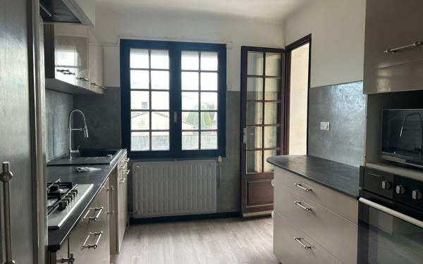 Maison à louer    7 pièces • 146,46 m2 Manduel