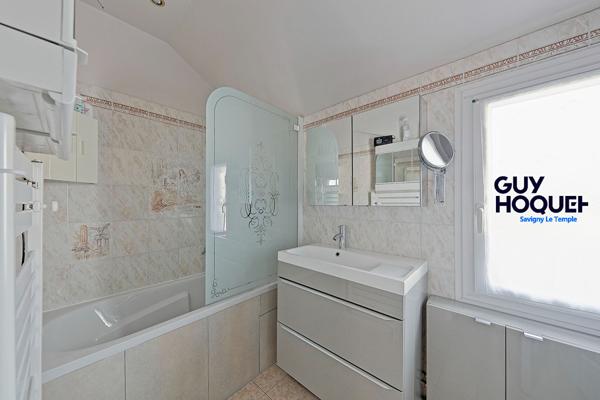 EXCLUSIVITÉ : maison 3 chambres - au calme