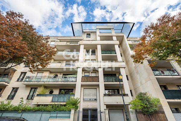 Appartement Asnieres Sur Seine 4 pièces 93.97 m2 avec terrasse et parking