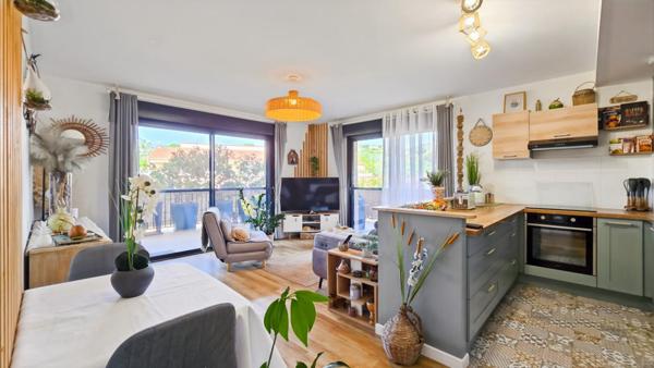 Propriano, Appartement  3 pièce(s) 59.24 m2 avec terrasse 34,6 m2 et parking en sous sol