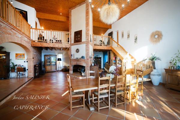 Maison à vendre 8 pièces proche de VILLEFRANCHE DE LAURAGAIS (31)