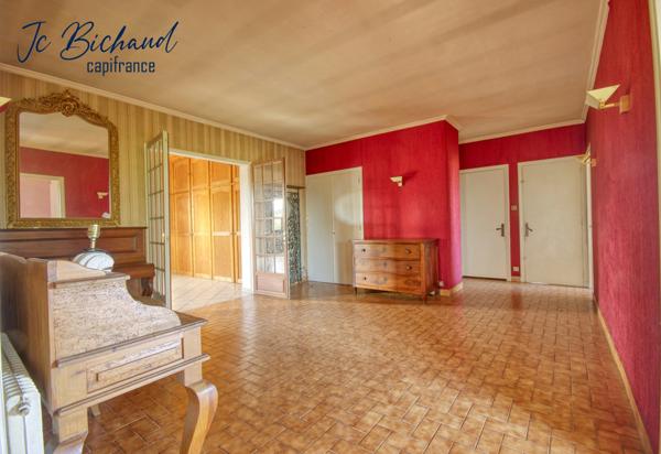 Maison de 250m2 au fort potentiel avec sous-sol de 80m2