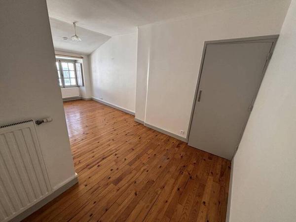 Appartement 1 pièce                                        - 43000 Le Puy-en-Velay Réf : 10435