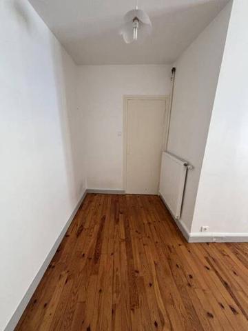 Appartement 1 pièce                                        - 43000 Le Puy-en-Velay Réf : 10435