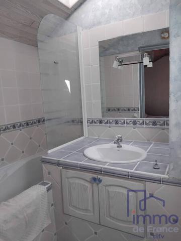 Maison 4 pièces                                        - 43770 Chadrac Réf : 2739-CIFVFOREZVELAY