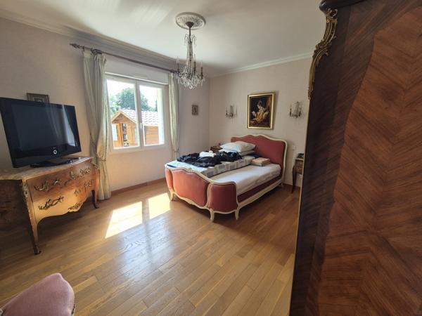 Maison 4 pièce(s) 3 chambre(s) 150 m²